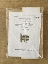 Petite Properties Low Relief Brown & Sons Warehouse Model Kit O Gauge 1:43.5