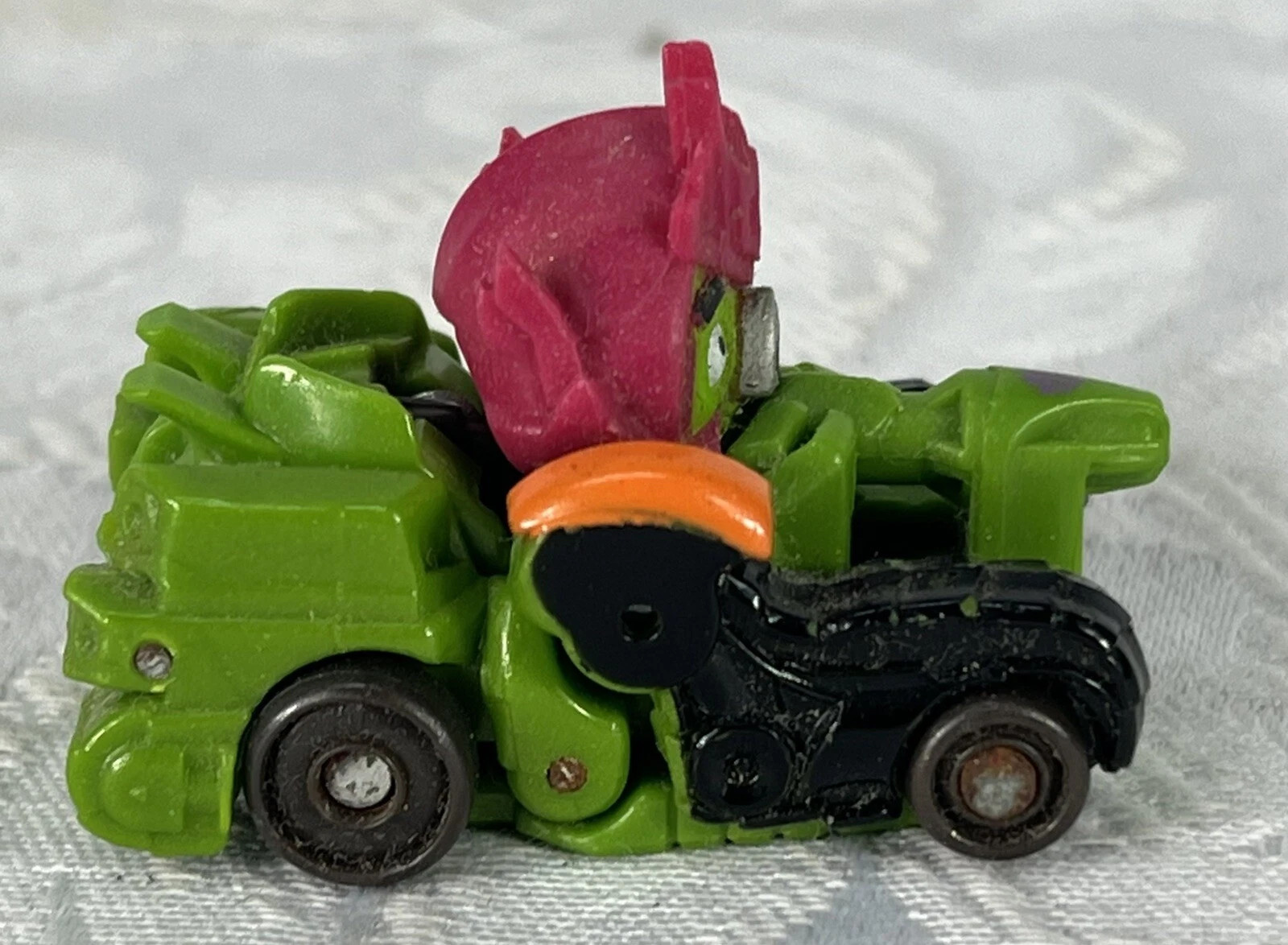 Picture 2 of 9