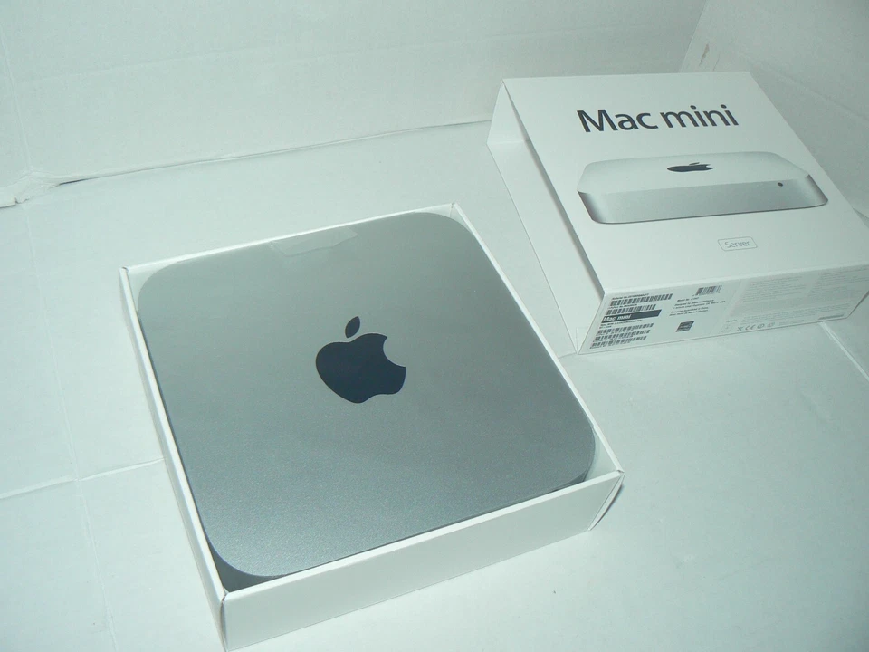 Mac Mini Server i7 2Ghz Quad 4gb RAM 500GB X 2 (1TB) MC936C/A A1347 Foto 3 de 4