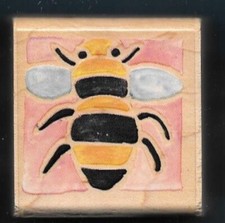 HONEY BUMBLE BEE Square Flying Insect A2568C RUBBER STAMPEDE wood mount STAMP