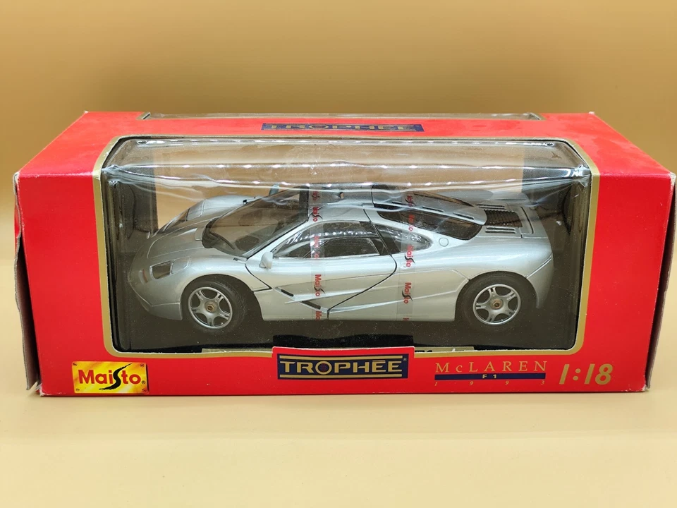 1/18 McLaren F1 Gris 1993 Maisto ref: 31810 - Photo 3/3