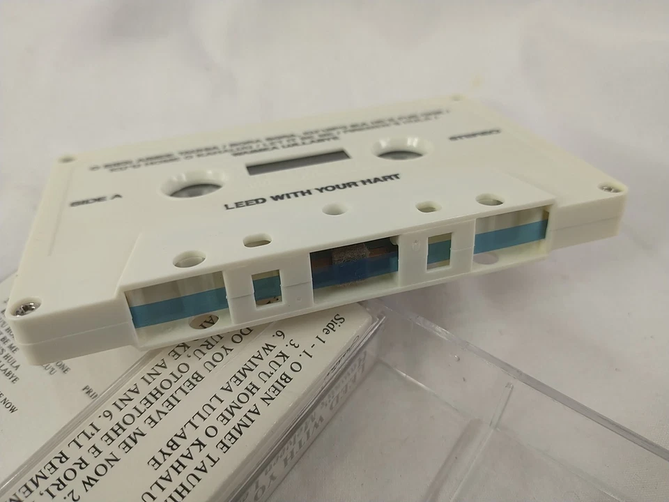 Melveen Leed - LEED WITH YOUR HEART- HAWAII'S MELVEEN LEED & TAHITI'S ANDRE HART - Image 3 of 4