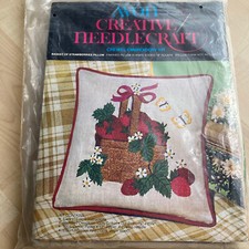 Vintage Avon Creative Needlecraft Crewel Embroidery Kit Winter In The Country