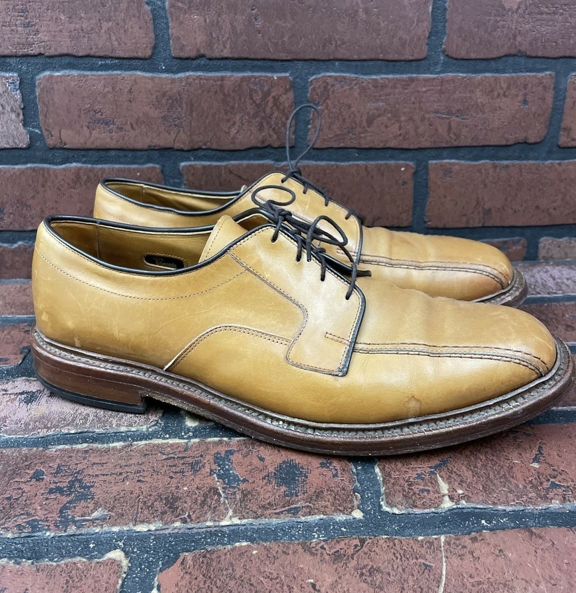Allen Edmonds Hillcrest Chestnut Tan Burnished Derby Oxford  display picture 2
