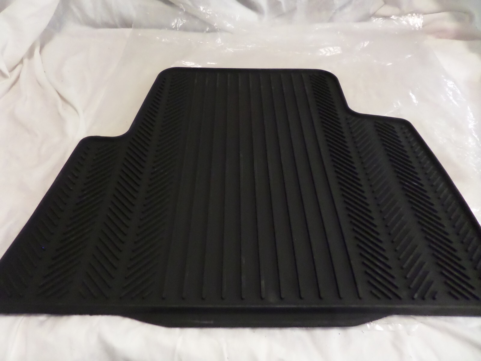 Genuine Ford Kuga Mk1 Rear Rubber Contoured Car Floor Mats Set 2008