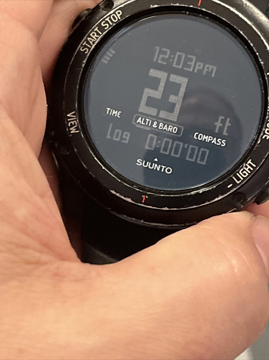 Suunto Core All Deep Black Wrist Watch Wristwatch Compass Altimeter Barometer Suunto Core All Deep Black Wrist Watch Wristwatch Compass Altimeter Barometer