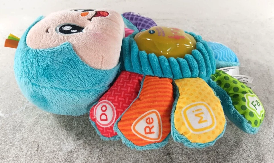 Brinquedo de pelúcia Vtech Snug-a-Bug musical bicho macio bebê cores animais fala canta - Imagem 3 de 3