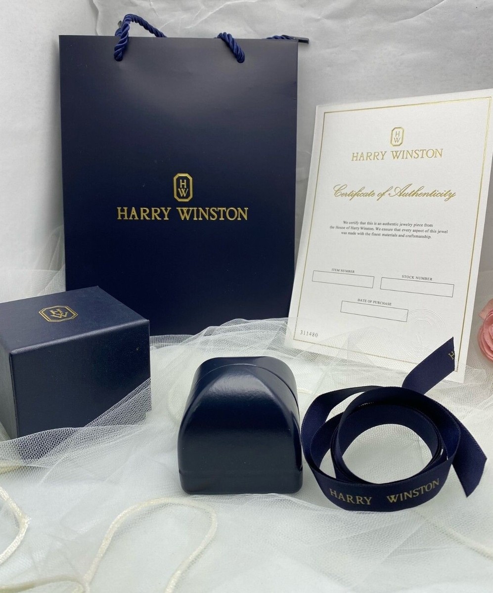 Harry Winston Ring/ Pendant & Earrings Jewelry case with Shopping