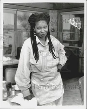 1990 Press Photo Whoopi Goldberg stars on "Bagdad Cafe," on CBS Television.