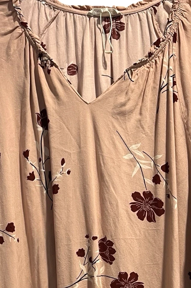 C&C California Top Plus Size 3X Long Sleeve V Neck Pink Floral Boho New NWOT - Image 4 of 4