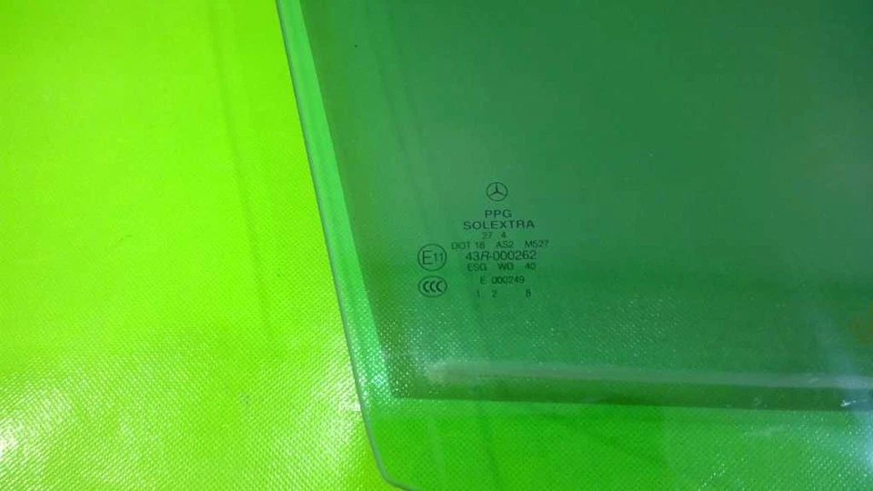 04-07 MERCEDES BENZ C230 SDN PASSENGER RIGHT FRONT WINDOW DOOR GLASS OEM 4012-36 Foto 3 de 4