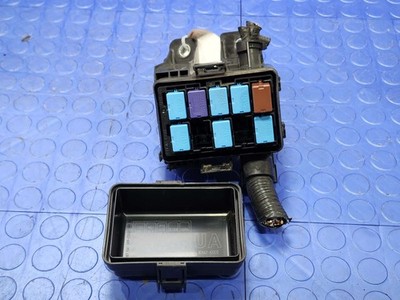 13-15 Toyota RAV4 Engine Fuse Box Junction Block Right Passenger Side OEM