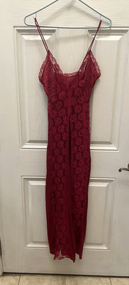 VTG Val Mode Silky Second Skin Red Nylon Sexy Beautiful Lace Nightgown Long USA