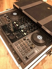 Native Instruments Traktor Kontrol S4 MK1 DJ ...