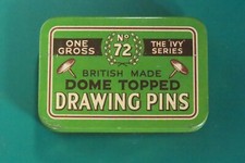 Selten - British Made Drawing Pins Ivy Series mit Teilinhalt