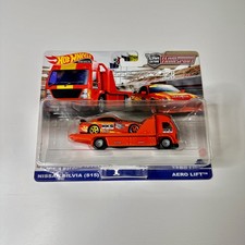 HOT WHEELS TEAM TRANSPORT NISSAN SILVIA (S15) & AERO LIFT #40