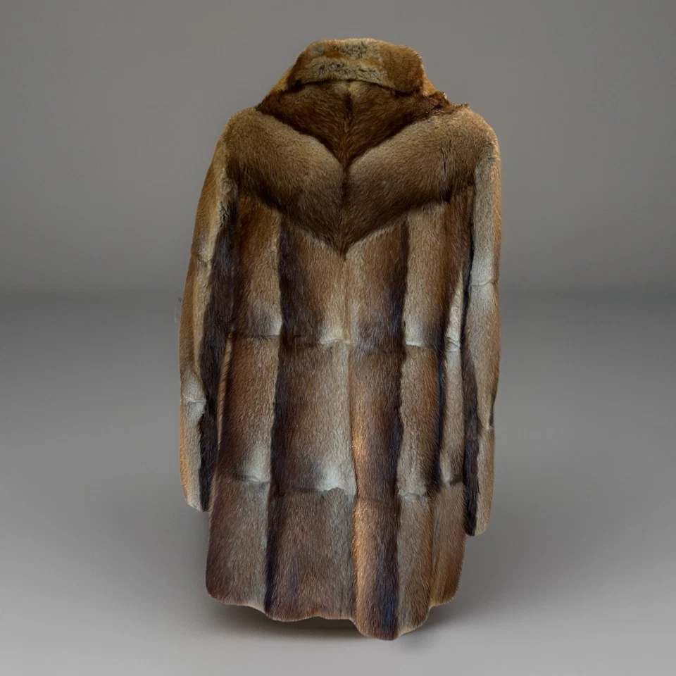 VTG Fur Coat Muskrat Fox Mink Helenski Scandinavian MIDI Pockets Lined Soft READ - Image 3 of 4