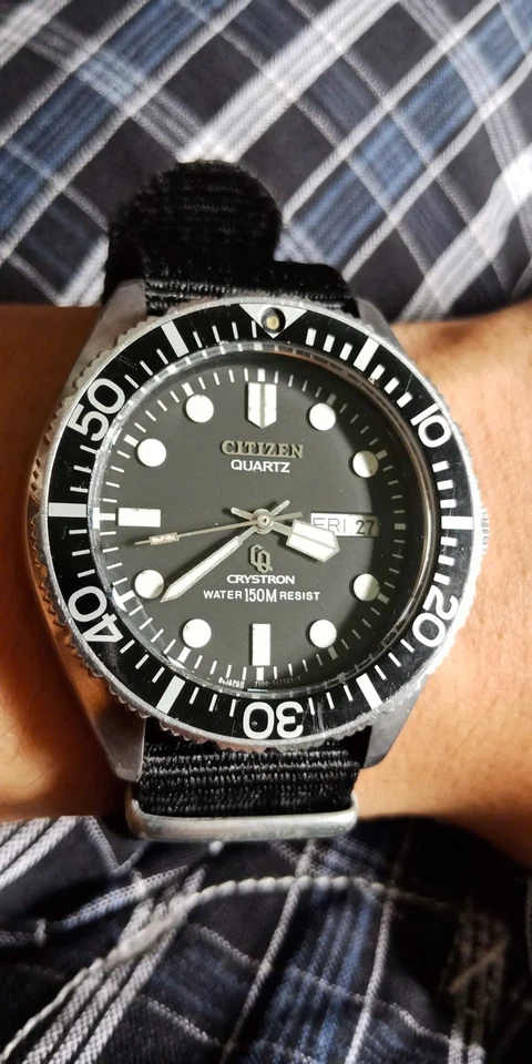 Reloj Dive Citizen Cuarzo Crystron Water150m Resistente Años 80, ¡para Hombre! Foto 2 de 4