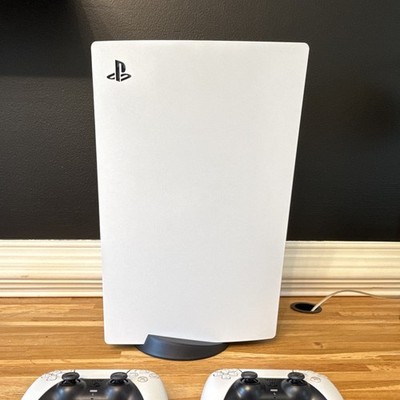 Sony PlayStation 5 PS5 Blu-Ray Edition 825GB 4K White/Black w/ 2 DualSense