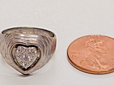 VINTAGE STERLING SILVER 7 CZ STONES HEART RING SIGNED HALLMARKED SIZE 6