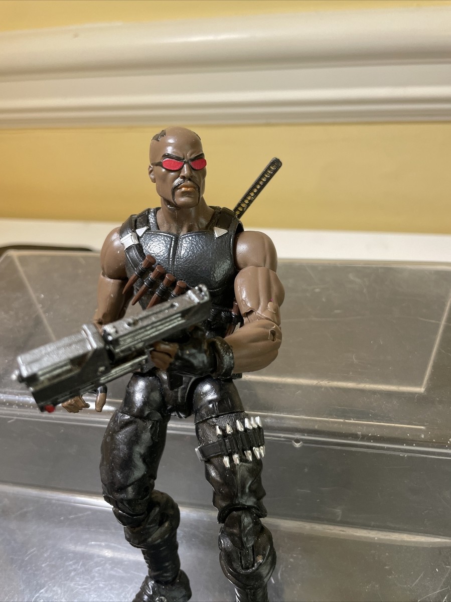 マーベルレジェンド ブレイド マンシングBAF Marvel Legends Blade (Man Thing BAF Wave) 6” Action Figure 2017