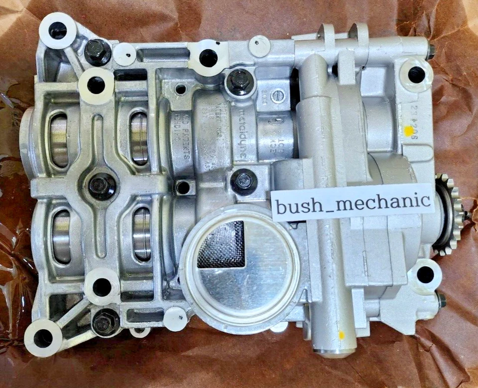 Bomba de aceite de equilibrio de eje original OEM Hyundai Kia 2333002G520 Optima Sonata Foto 2 de 3