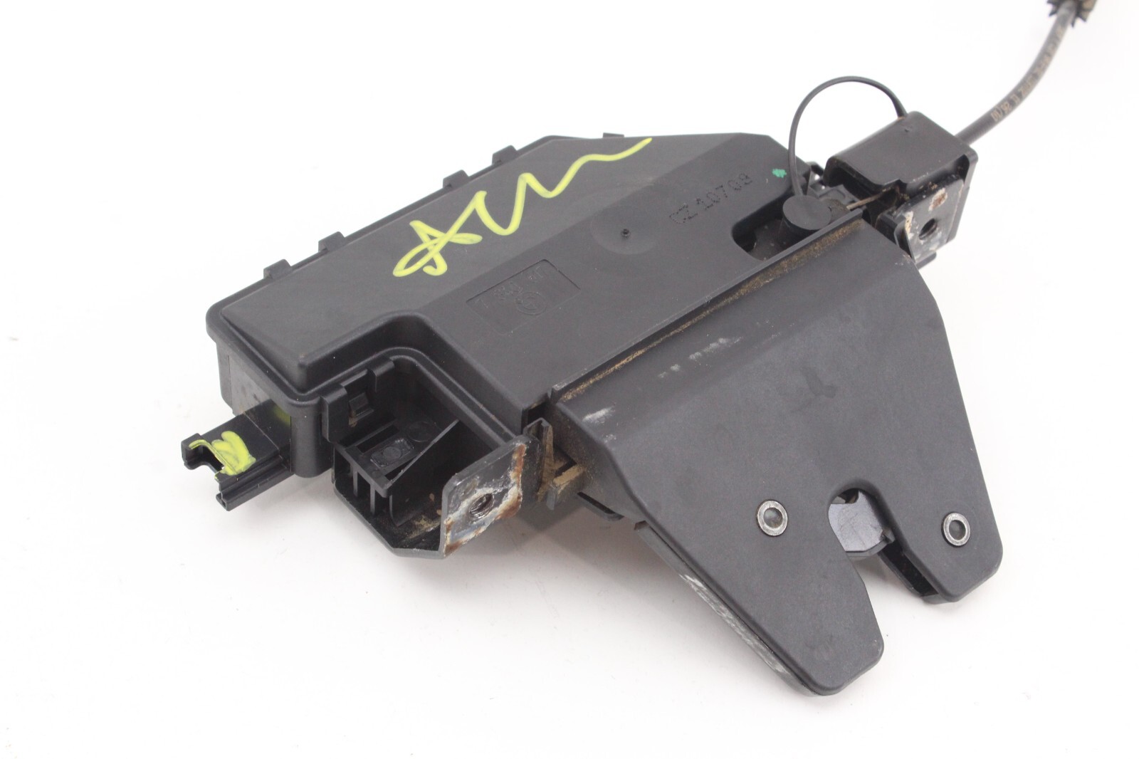 06-12 BMW 335i 325i 328i 330i Trunk Lid Latch Tailgate Lock Actuator OEM 7840617