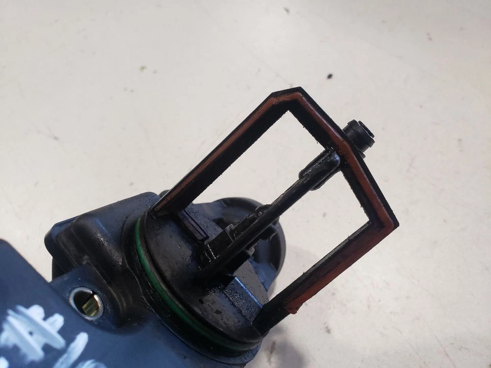 Válvula de admisión DISA - BMW 328i E46 2000 sedán manual - 1440049 Foto 4 de 4