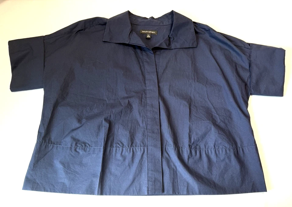 Top de popelina Banana Republic para mujer azul marino algodón cuello recortado manga puño talla L Foto 2 de 4