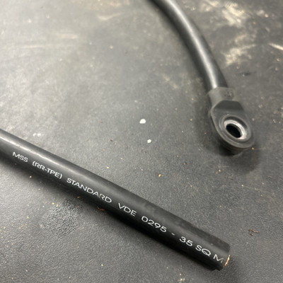35 mm² 240 A Kupferkern Batterie Strom Bleiband, M8 positiv negativ 150-600 mm