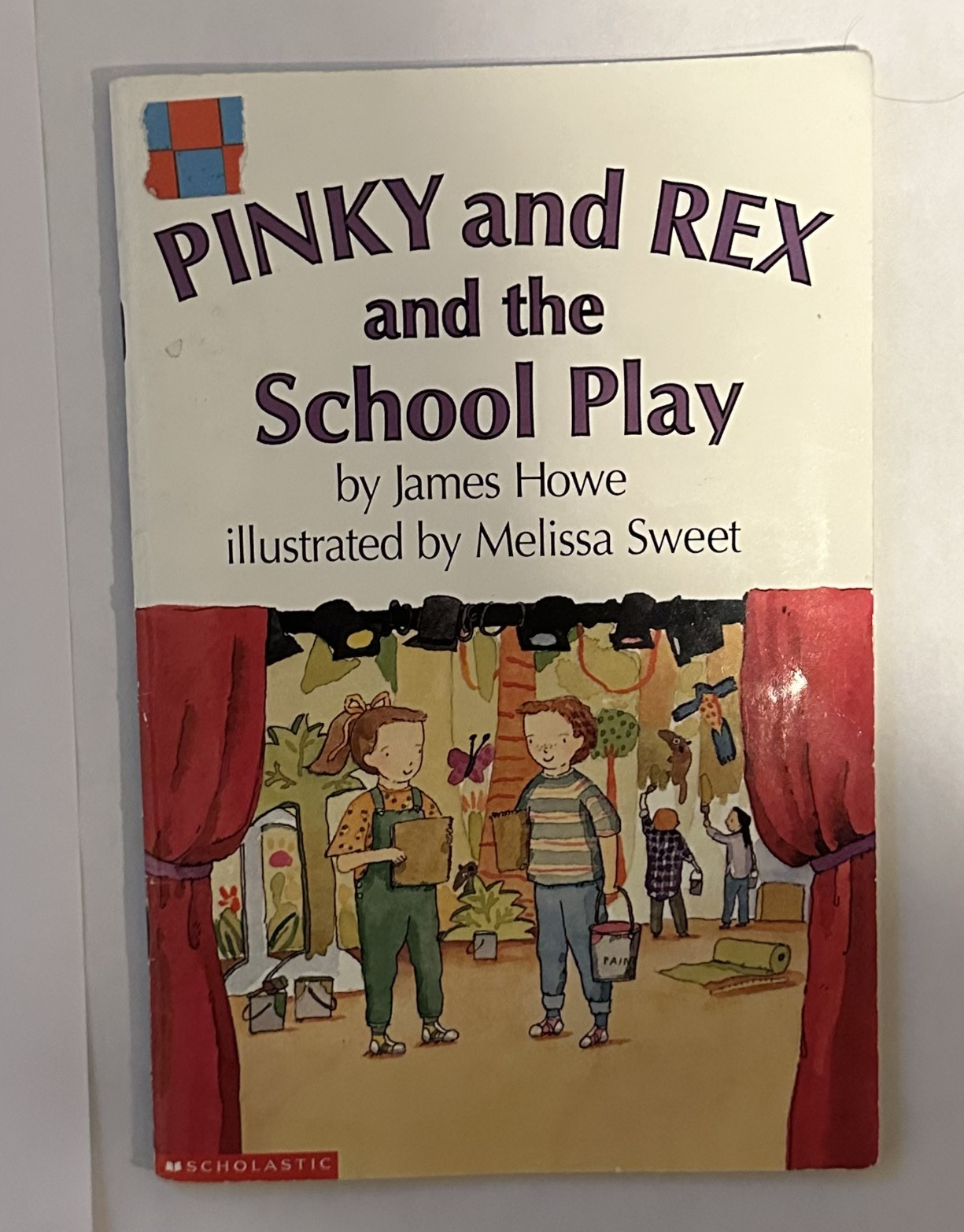 Pinky and Rex Pinky and Rex and the School Play Howe 1999 PB Illustrated