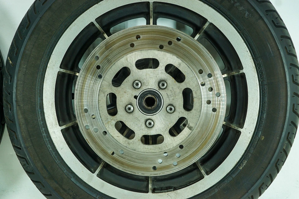 Llanta delantera trasera Harley Electra Classic Touring 97 OEM MT90B16 16" 1373 Foto 2 de 4