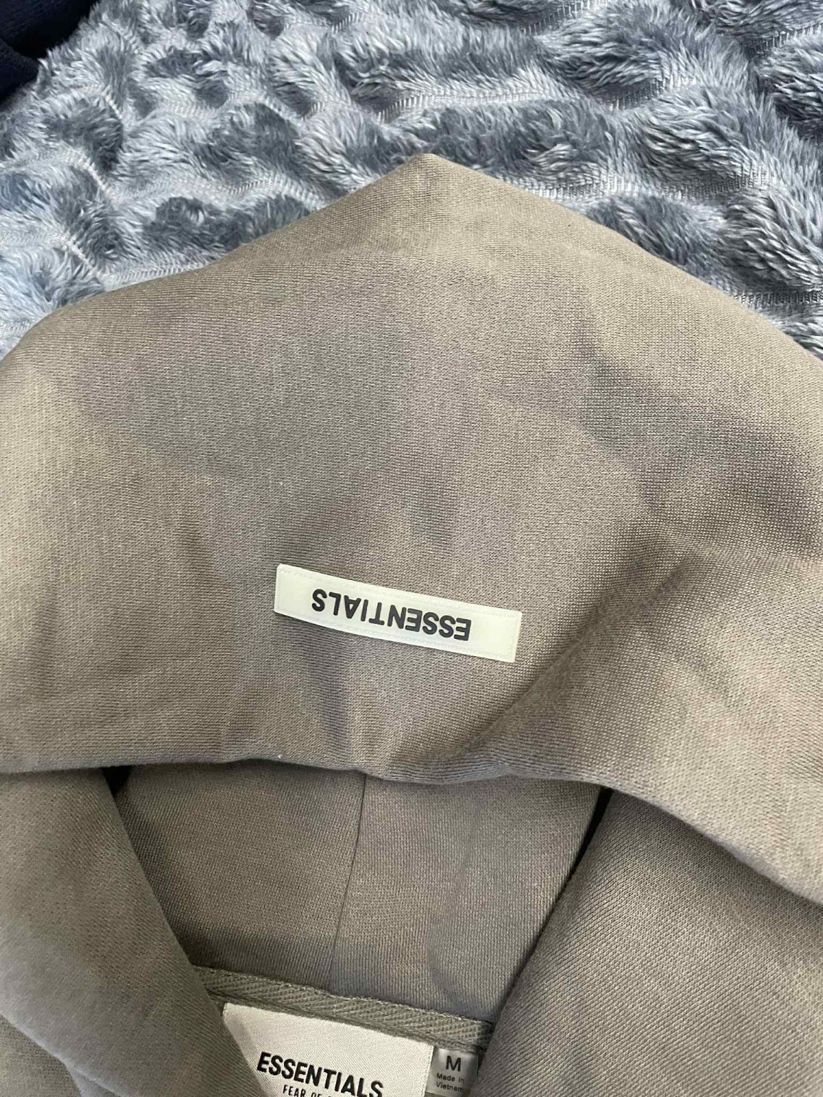 essentials hoodie fear of gods thumbnail 4