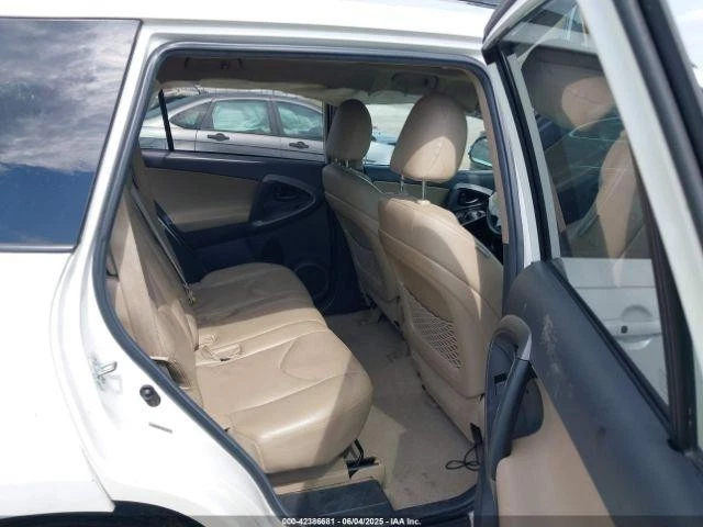 Used Fuel Tank fits: 2010 Toyota Rav4 Grade A Foto 2 de 4