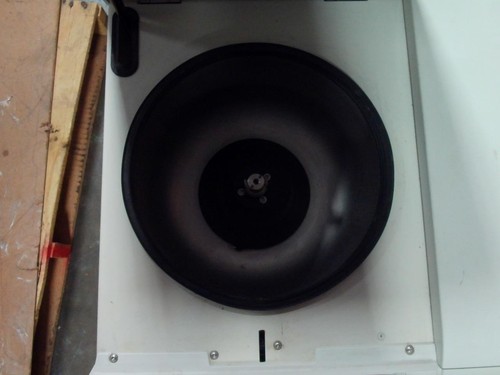 Thermo Scientific Sorvall Legend X1R Refrigerated Centrifuge 75004265 (J268) - Picture 4 of 8