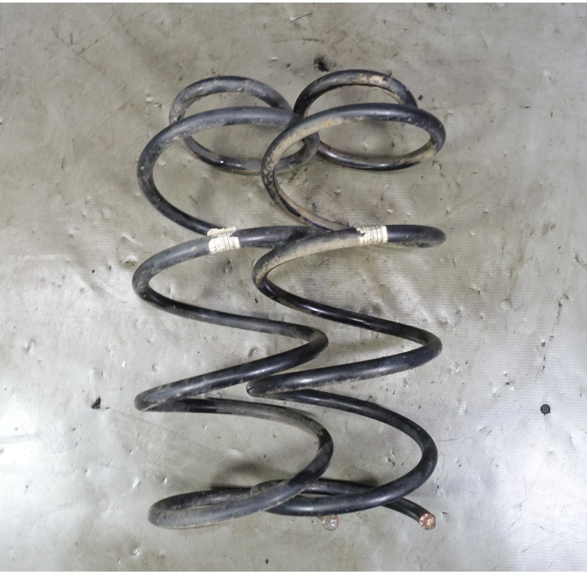 Juego De Muelles Traseros API 49165GT Para BMW 330xi 2001-2005 - Sedán - 12 Meses Garantía