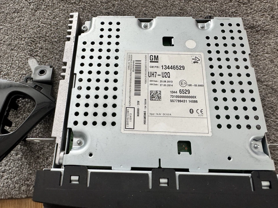 Opel Radio original für  Opel Adam mit Blende. - Bild 3 von 3