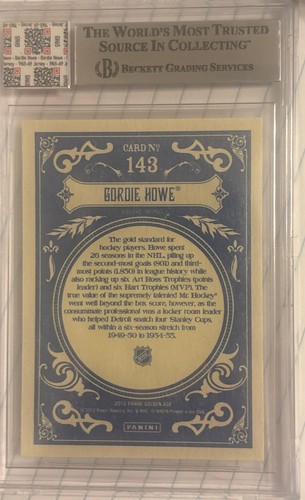 2012 Panini Golden Age - Gordie Howe #143 1965-1969 Game Used Jersey Swatch. But - Bild 4 von 4