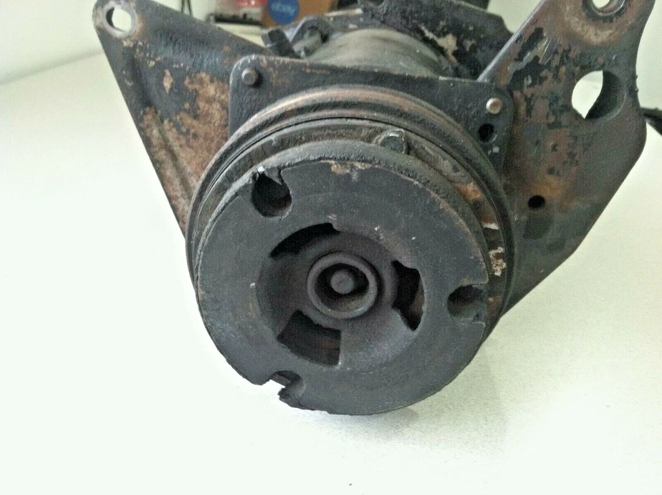 Mercedes-Benz 190E 190D W201 1987-1993 ~ compresor de aire acondicionado Foto 3 de 4