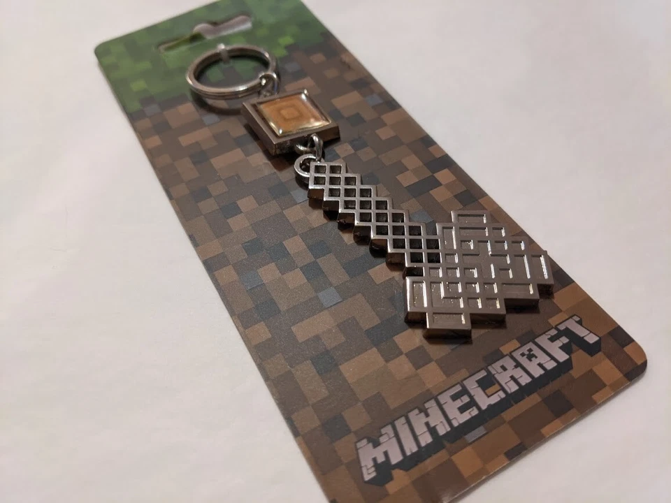 Bioworld Minecraft Videojuego Hacha y Madera Metal Llavero Vendedor EE. UU. Gran regalo Foto 2 de 4