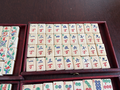 Jeu de Mahjong en boite d'origine - Bois de bambou et os – Chine – 1890