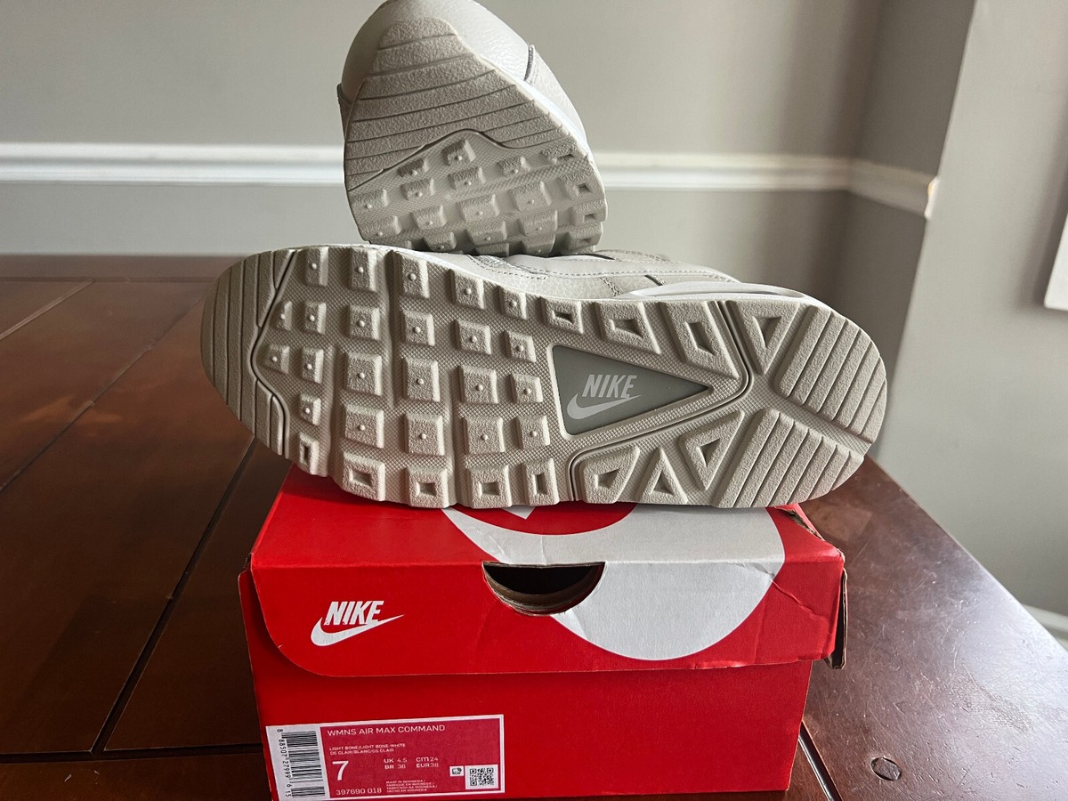 NEW NIKE AIR MAX SHOES COMMAND PREMIUM WOLF GREY 397690 018 NEW NIKE AIR MAX SHOES COMMAND PREMIUM WOLF GREY 397690 018