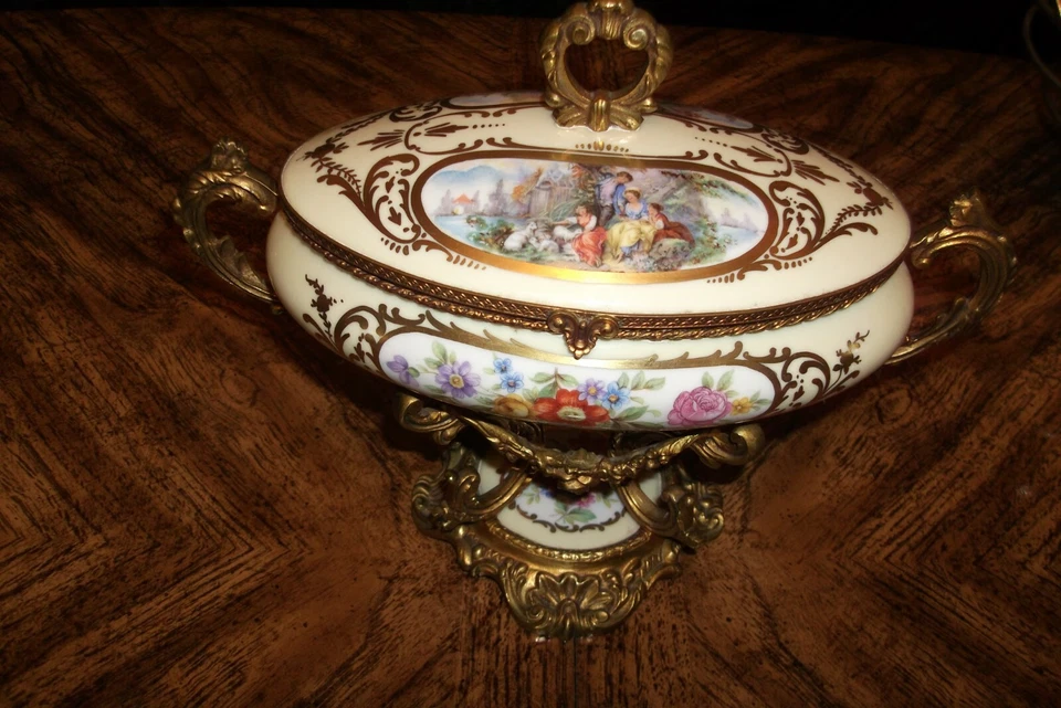 ANTIGUO Raro FRANCÉS Pintado a Mano con Acento Dorado Plato con Bisagras/OFERTA**** Foto 2 de 4