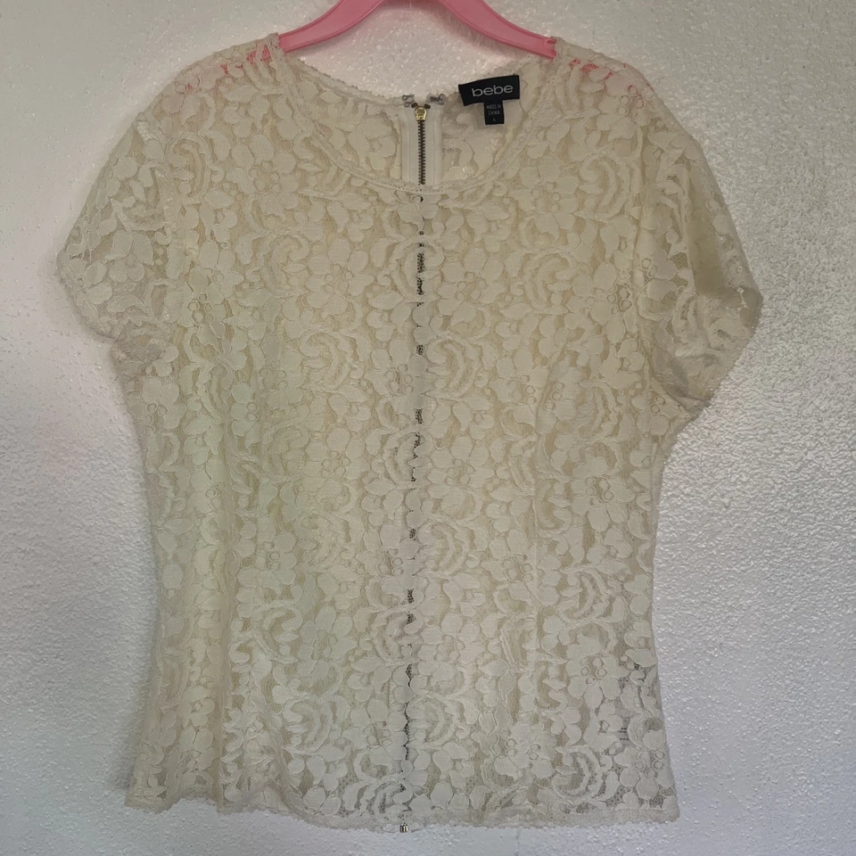 Hermosa Blusa de Encaje "bebe" Y2K Beige Talla L Cremallera en la Espalda Foto 2 de 4