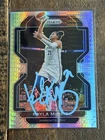 2022 Panini WNBA Prizm Kayla McBride #38 Hyper Signed IP Autograph Card