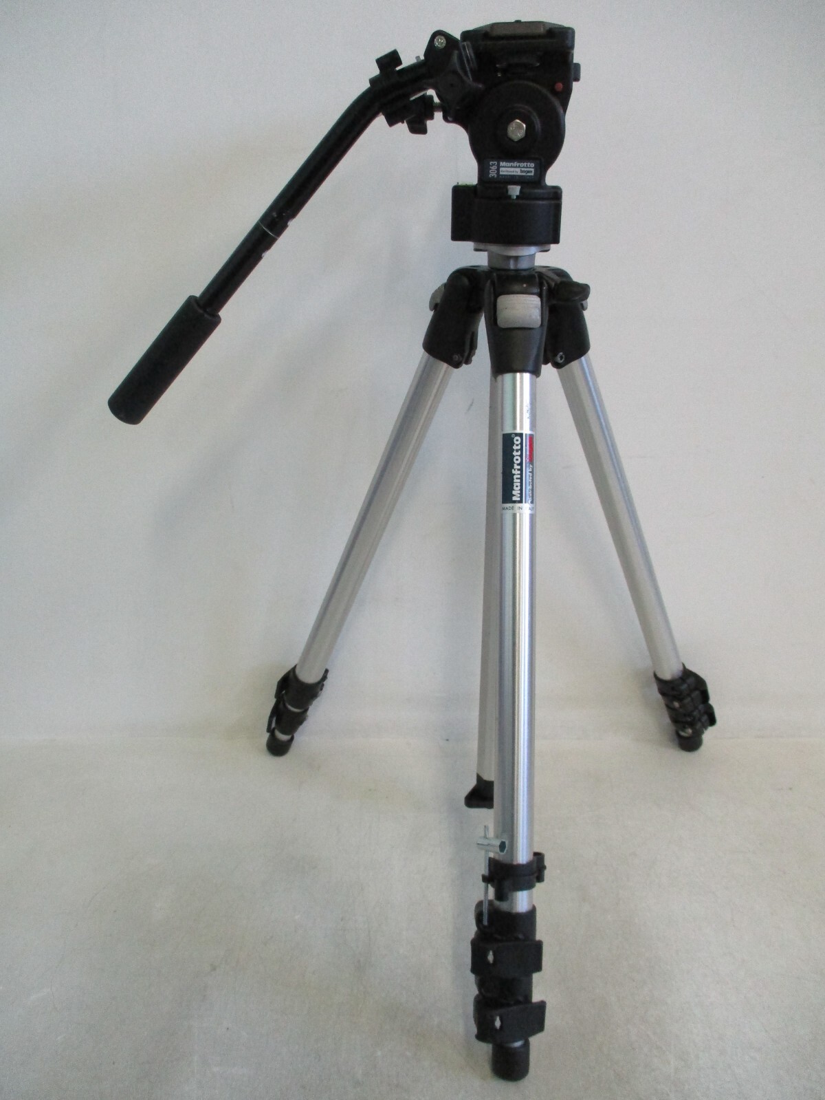 Bogen Manfrotto 3021N Tripod with 3063 Head eBay