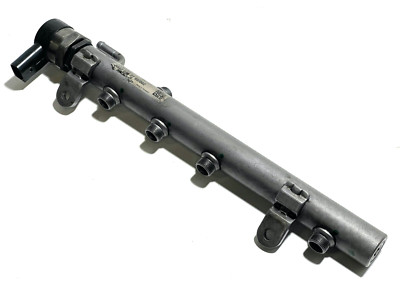   A6420702795/002 Mercedes OM642 Common Rail Fuel Rail V6 CDI Original B23  