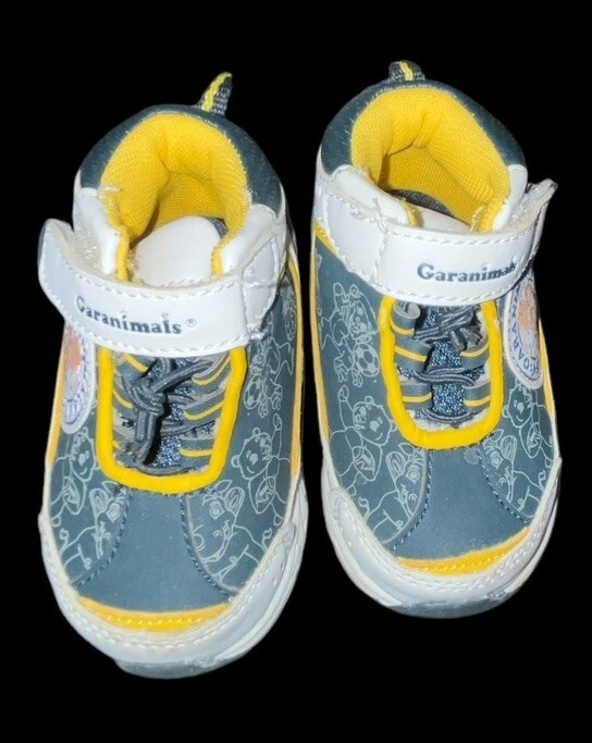 Garanimals 3码运动鞋 — 第 3/4 张图片