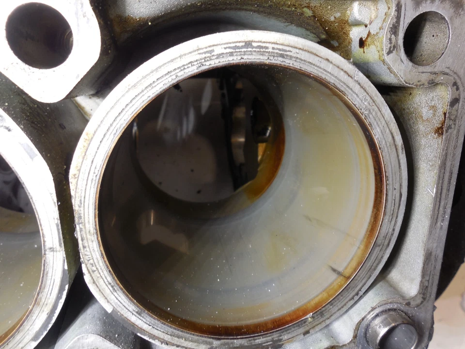 Bloque motor aluminio Chrysler Crossfire Mercedes 3,2 L V6 1120101006 Foto 2 de 4