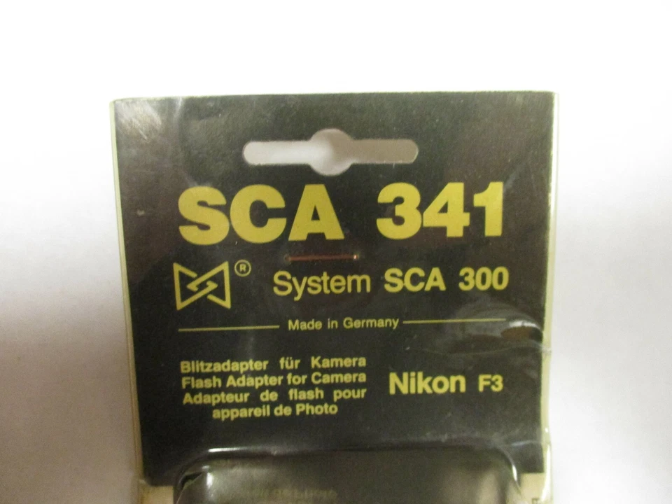 Metz SCA 341 for Nikon F3 with a Metz 45CT-4 flash. New - Image 2 of 3